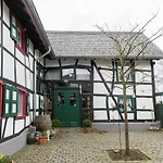 Apartmán Modernes Mit Parkplatz In Der Eifel Schleiden