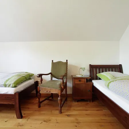 Modernes Apartment Mit Parkplatz In Der Eifel 아파트 슈라이덴