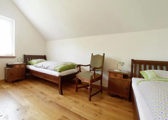 Modernes Apartment Mit Parkplatz In Der Eifel Шляйден