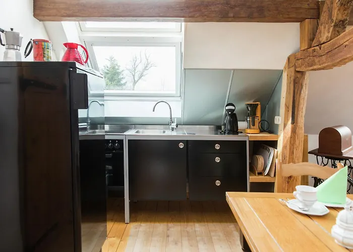 Modernes Apartment Mit Parkplatz In Der Eifel * Шляйден