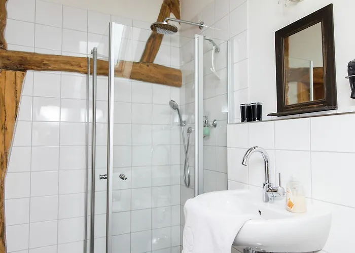 Апартаменты Modernes Apartment Mit Parkplatz In Der Eifel