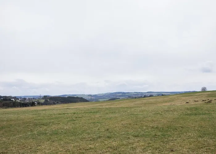 Апартаменты Modernes Apartment Mit Parkplatz In Der Eifel *